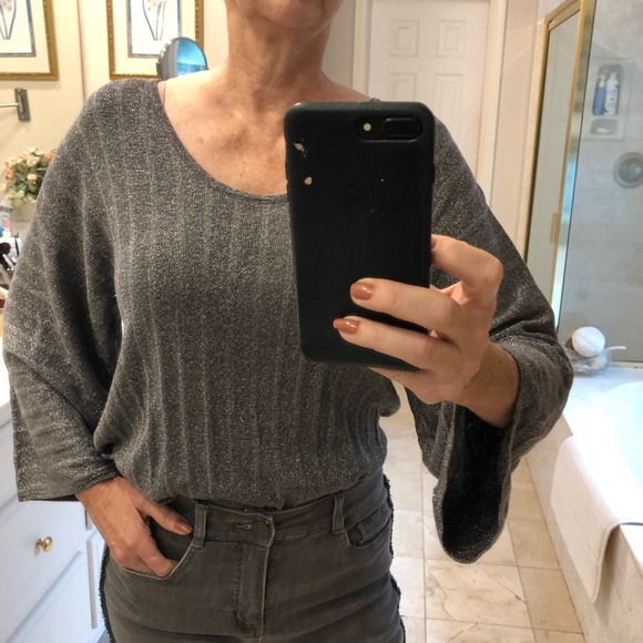 FREE with purchase: Chico silver metallic sweater, full sleeves, Sz M - Picture 9 of 11